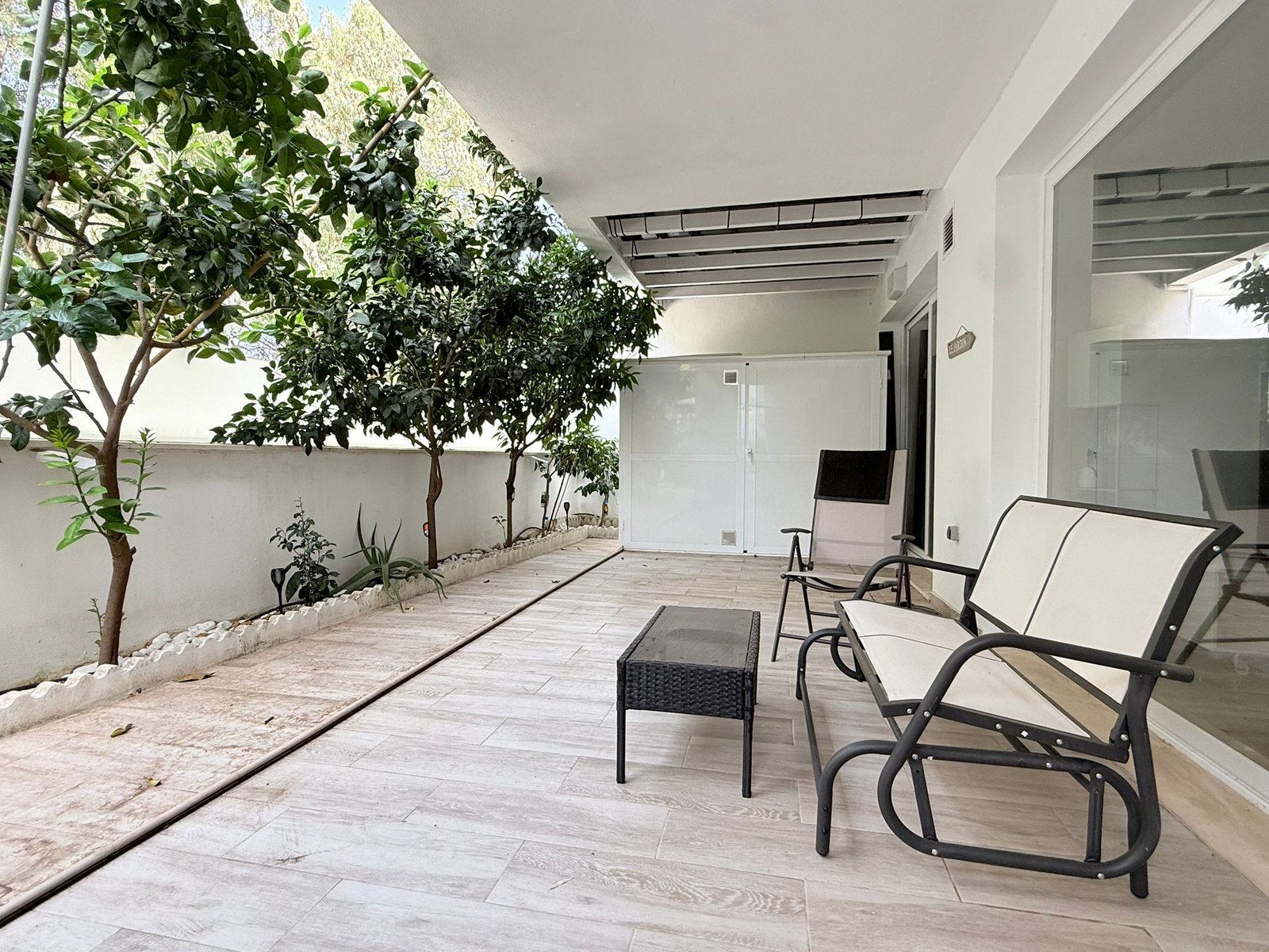 1C521F01-B234-4278-9949-994E9D8A0594