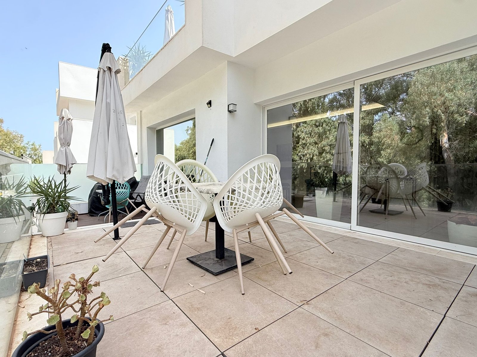 2033F673-4CE3-4BE2-A3DF-BF35DD089B18