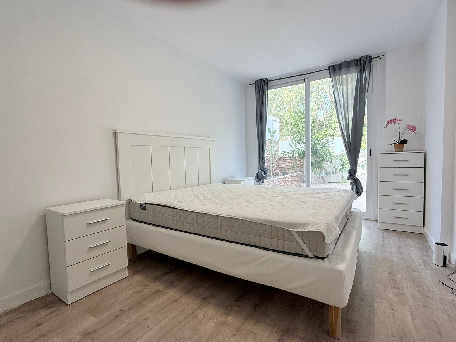 BE1C29D7-A3A5-4A48-8B1B-640A99768ACC